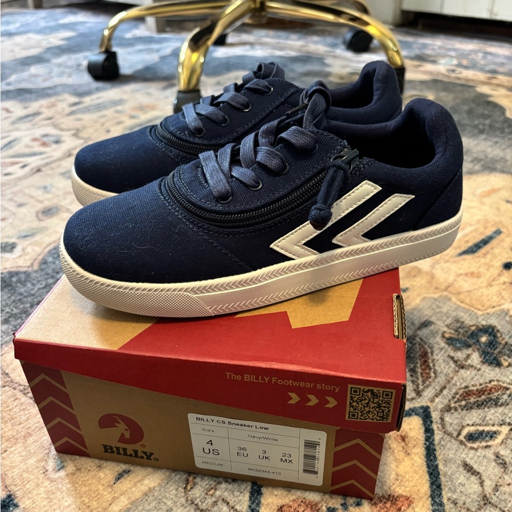 NWT and box. Billy zip on sneakers! Size 4